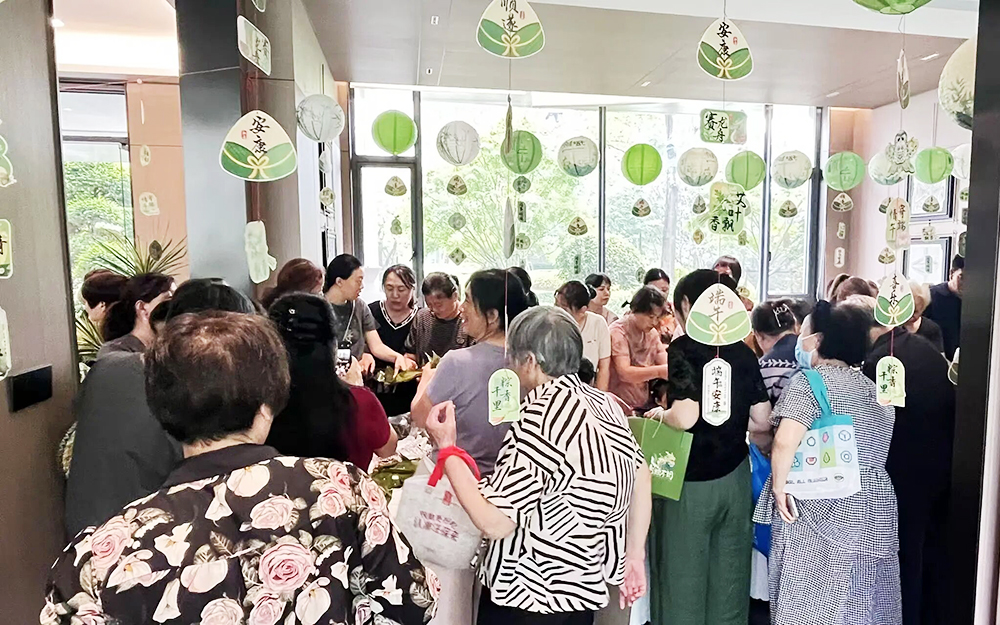 伟星物业｜粽叶飘香迎端午，邻里同乐做香囊